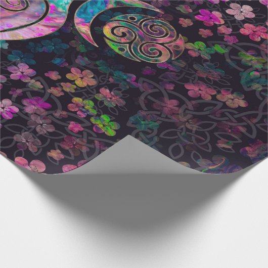 Goddess Triple Moon mit Triskele Geschenkpapier (Ecke)