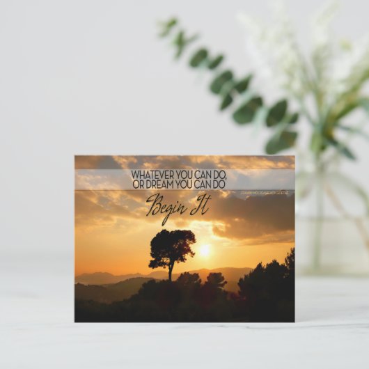 Goethe Inspiration Zitat "Beginnen Sie es! Postkarte (Stehend Vorderseite)