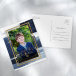 Gold Abstrakt Blue Foto Bar Mitzvah Save the Date Postkarte<br><div class="desc">Entdecken Sie die exquisite Fusion abstrakten Designs und kultureller Bedeutung in diesem Abstrakten Blue Gilded Foto Bar Mitzvah Foil Save the Date Postcard. Mit einem faszinierenden, künstlerischen Design, das von der Schönheit des jüdischen Erbes inspiriert wird, wird diese Ankündigung die Bühne für ein unvergessliches Fest, das das Beste des Alten...</div>