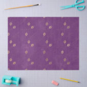 Gold Abstraktes Auge der Pfauenfedern auf Lila Seidenpapier (Basteln)