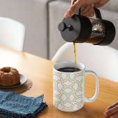 Gold Art Deco Muster auf Weiß Kaffeetasse