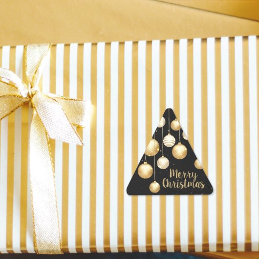 Gold Baubles Christmas Ornaments on Black Dreieckiger Aufkleber