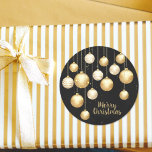 Gold Baubles Christmas Ornaments on Black Runder Aufkleber<br><div class="desc">Elegant gold and white Christmas tree ornaments on a black background, these ROUND stickers are perfect for gift wrapping, a holiday dinner party, corporate Christmas party, office party, holiday open house, wedding event, holidays hostess gifts, holiday party favors and more. To further customize, click the "Personalize" button, then the Customize...</div>