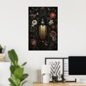 Gold Beetle In Dark Flower Garden, Moody Bug Poster (Heimbüro)
