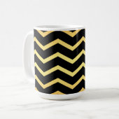 Gold & Black Zig Zag Muster Kaffeetasse (Vorderseite Links)