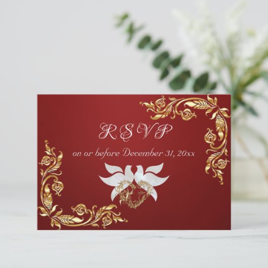 Gold-Blätter in Ruby Red RSVP Karte (Stehend Vorderseite)