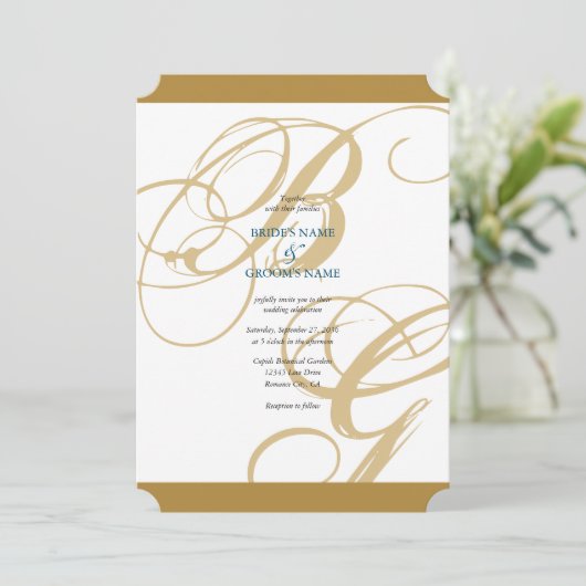 Gold Blue Elegant Script Monogram Wedding Einladung (Stehend Vorderseite)