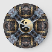 Gold Blue Fraktal Tapestry mit Yin Yang Symbol Große Wanduhr (Vorderseite)