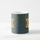 Gold Blue Star von David Hebrew Shabbat Shalom Kaffeetasse (Mittel)