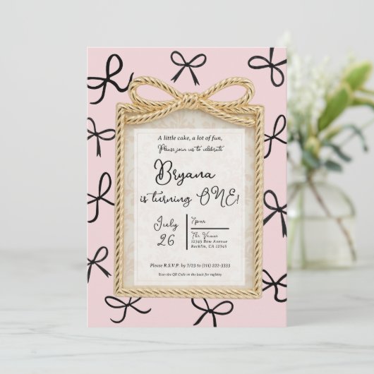 Gold Bow Frame Little Black Bows Pink 1. Geburtsta Einladung (Stehend Vorderseite)