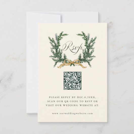 Gold Bow & Green Pine Wreath Wedding QR Code Ivory RSVP Karte (Vorderseite)