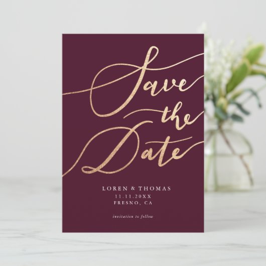 Gold Burgundy Script Typografie Save the Date (Stehend Vorderseite)