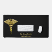 Gold Caduceus über schwarze Medizin Schreibtischunterlage (Tastatur & Maus)