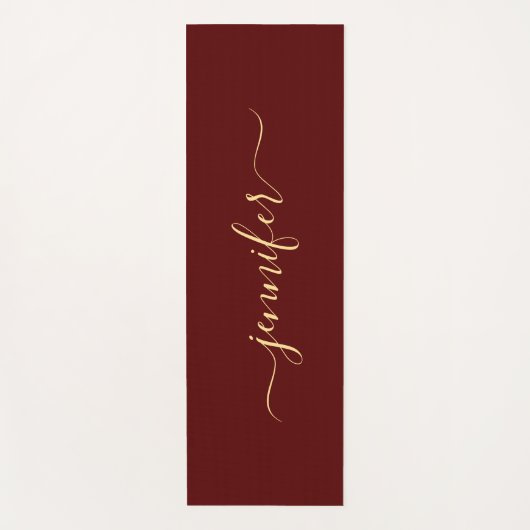Gold Calligraphy Script Personalized Name Maroon Yogamatte (Vorderseite)
