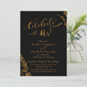 Gold "Celebrate with us" mit Botanicals auf schwar Einladung (Stehend Vorderseite)
