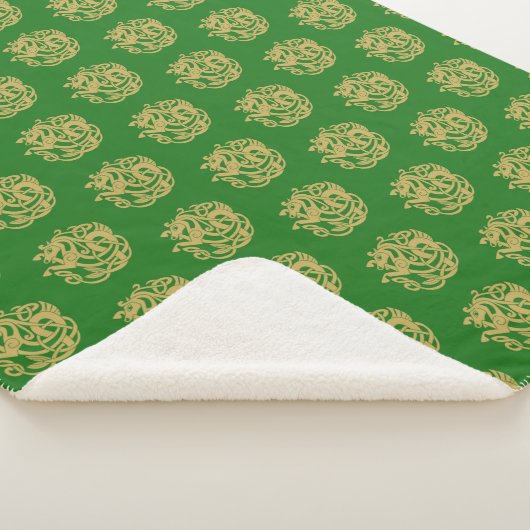 Gold Celtic Horse Pattern Sherpadecke (3/4)