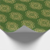 Gold Celtic Kleeblatt Muster Geschenkpapier (Ecke)
