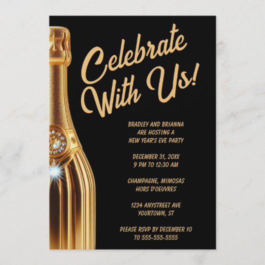 Gold Champagne Bottle on Black New Year's Eve Einladung (Vorderseite)