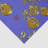 Gold Christmas Baubles auf Blue Christmas Seidenpapier (Detail)