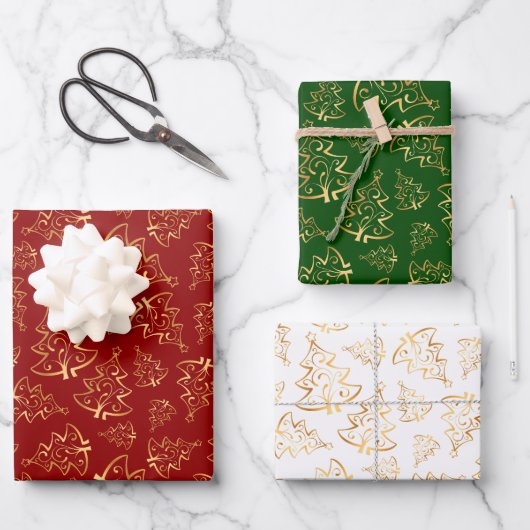 Gold Christmas Trees on Red, Green, White Geschenkpapier Set (Vorderseite)