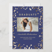 Gold Confetti Dots Navy Elegantes Foto Abschluss Einladung (Vorderseite)