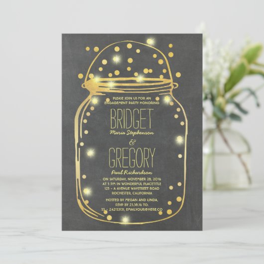 Gold Confetti Fireflies Mason Jar Engagement Party Einladung (Stehend Vorderseite)