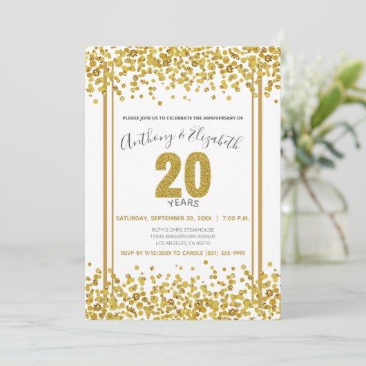 Gold Confetti Glitzer-Style 20th Anniversary Party Einladung (Stehend Vorderseite)