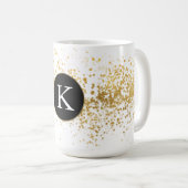 Gold Confetti Monogram Kaffeetasse (VorderseiteRechts)