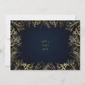 Gold & Dark Navy Blue Elegant Korallenhochzeit Einladung (Rückseite)