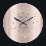 Gold Diamonds Confetti Rose Gold Jubiläum Große Wanduhr<br><div class="desc">Elegante Golddiamanten auf Golduntergrund der Rose.</div>