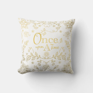 Gold einmal auf einem Daumenkissen Kissen