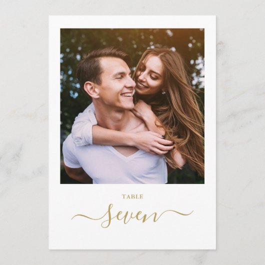 Gold Elegante Script-Foto-Tischnummer Einladung (Rückseite)