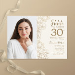 Gold Elegantes Überraschungs-Foto 30. Geburtstag Einladung<br><div class="desc">Blütengoldcreme überrascht 30. Geburtstag Party Einladung mit Ihrem Foto auf der Vorderseite der Karte. Elegantes modernes Design mit botanischen Kontur Zeichnungen Akzente und Typografie Drehbuch Schriftart. Einfache,  trendige Einladungskarte für eine stilvolle Damenfeier. Kann für jedes Alter angepasst werden. Gedruckte Zazzle Einladungen oder Sofortdownload digitalen druckbaren Vorlage.</div>