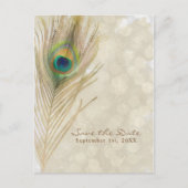 Gold Exotic Peacock Feather Glam Save the Date Ankündigungspostkarte (Vorderseite)
