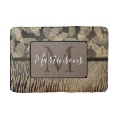 Gold Feathers Glitzer Zebra Print Monogram Badematte (Vorderseite)