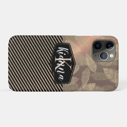 Gold Feathers mit Gold Stripes Monogramm Case-Mate iPhone Hülle (Rückseite (Horizontal))