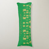 Gold Feen mit Pixie Staub auf grünem Monogramm | Seitenschläferkissen (Vorderseite Vertikal)