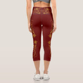 Gold Filigree Vine Sporty Chic Aclebwear Capri Leggings (Rückseite)