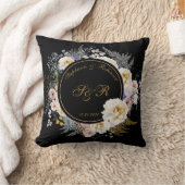 Gold Floral auf Black Monogram Wedding Kissen (Decke)