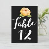 Gold Floral auf Black Wedding Tischnummer Card (Stehend Vorderseite)