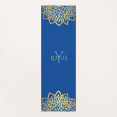 Gold Floral Mandala Navy Blue Monogram Yogamatte (Vorderseite)