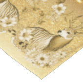 Gold Floral Reindeer Holiday Tableclout Tischdecke (Schrägansicht)