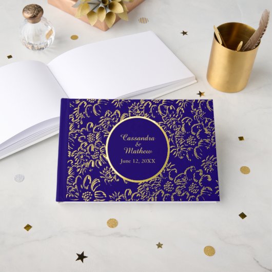 Gold Foil Daisies Floral Royal Blue Wedding Gästebuch (Vorderseite Offen)