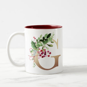 Gold Foil G Monogram Pine & Berry Christmas Two- Zweifarbige Tasse