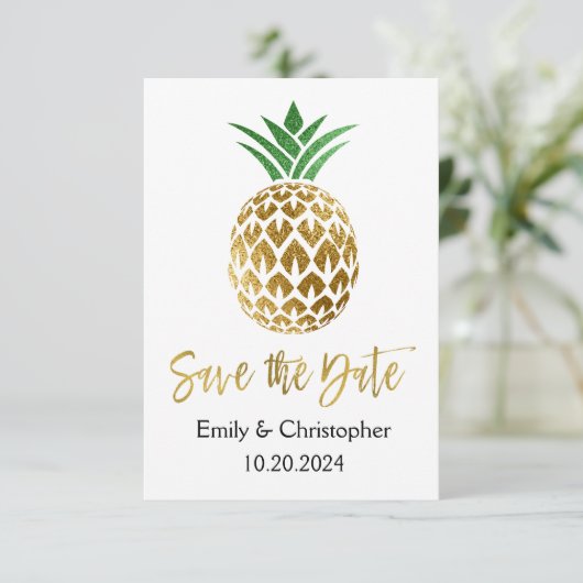 Gold Foil Script Wedding Save the Date Pineape (Stehend Vorderseite)