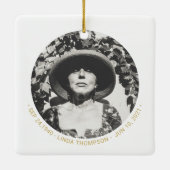 Gold Forever in unserem Hearts Memorial Foto Keramikornament (Rückseite)