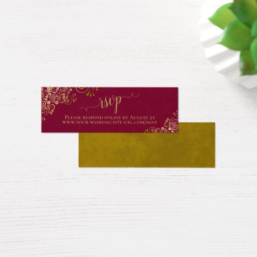 Gold Frills on Maroon Wedding RSVP Online Card (Schreibtisch)