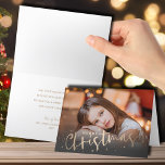 Gold Frohe Weihnachten geklapptes Foto<br><div class="desc">Schicken Sie Ihren Feiertag mit dieser einfachen Weihnachtsgrüßkarte mit MERRY CHRISTMAS über Ihr Foto auf der Vorderseite und Ihren persönlichen Gruß und Namen auf der Innenseite. INSTANT HERUNTERLADEN,  DRUCKEN oder beides!</div>