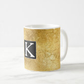 Gold Glam Schwarz-weiß Monogram Kaffeetasse (VorderseiteRechts)