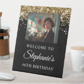 Gold Glitter Black Photo 40th Birthday Sockelschild (In Situ)